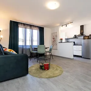 Providenca Appartamento Mali Lošinj